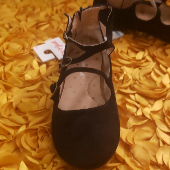 Cat & Jack Triple stap dress shoes - Picture 2 of 6